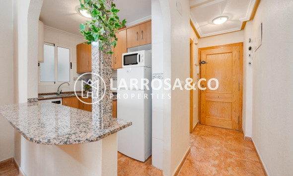 Resale - Apartment - Torrevieja - Centro