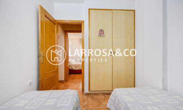 Herverkoop - Apartment - Torrevieja - Centro