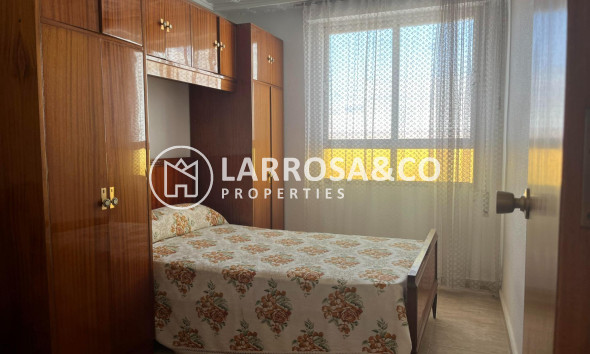 Herverkoop - Apartment - Torrevieja - Paseo maritimo