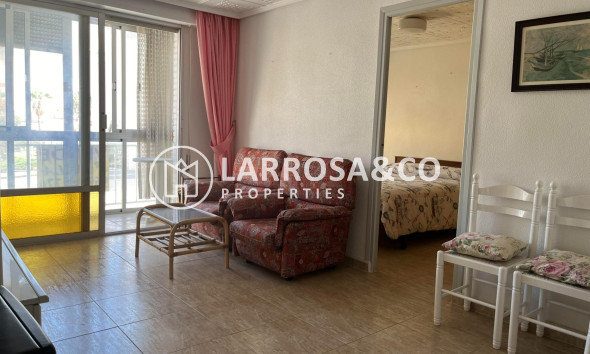 A Vendre - Apartment - Torrevieja - Paseo maritimo