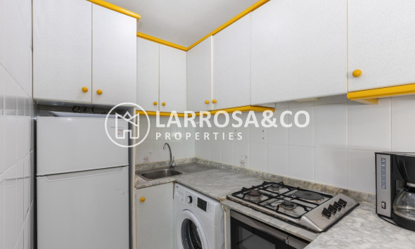 Resale - Semi-detached house - Torrevieja - Los Altos