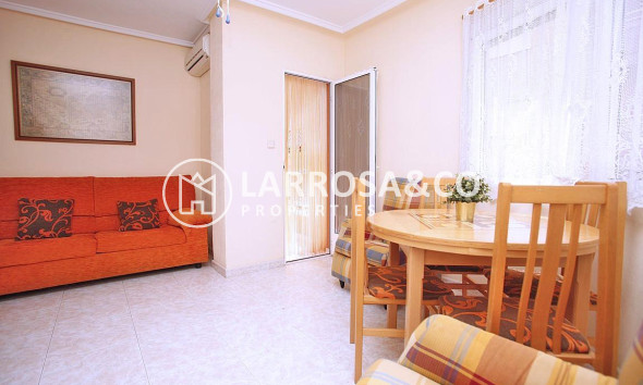 Reventa - Apartamento - Torrevieja - Playa del cura