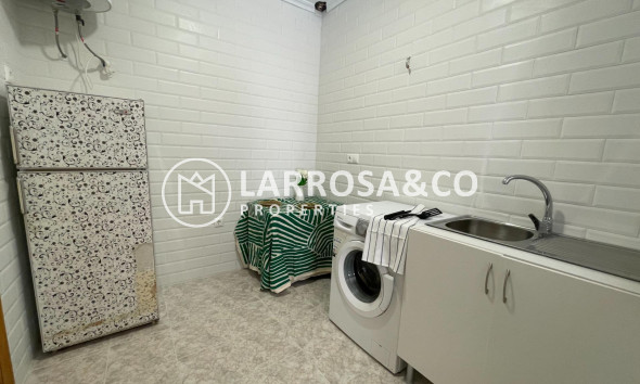 Resale - Semi-detached house - Torrevieja - Los Altos