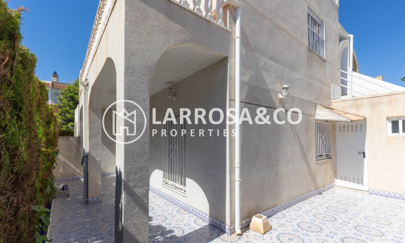 Resale - Bungalow - Torrevieja - Doña ines