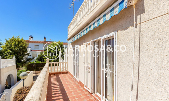 Resale - Bungalow - Torrevieja - Doña ines