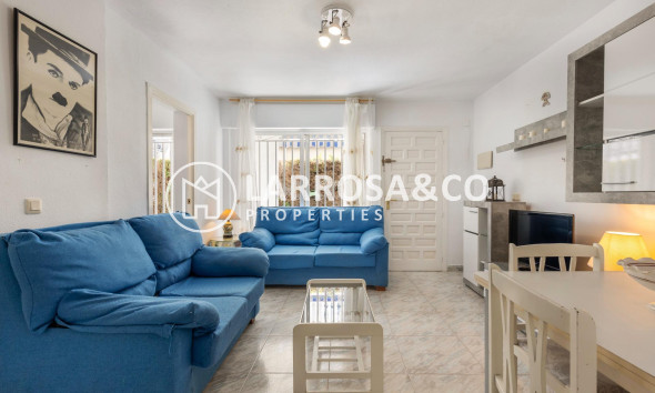 Resale - Bungalow - Torrevieja - Doña ines