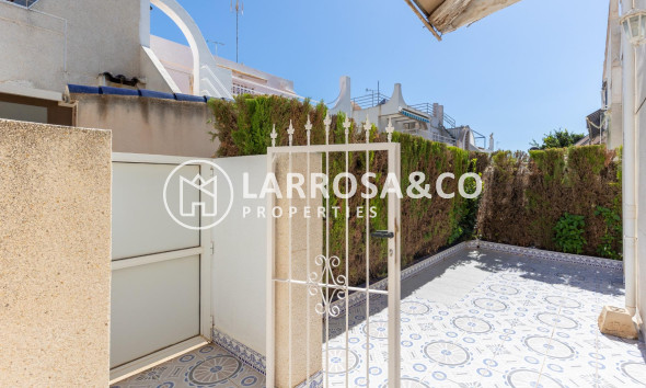 Resale - Bungalow - Torrevieja - Doña ines