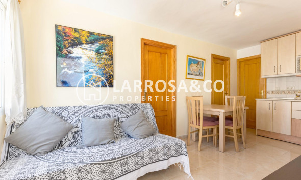 Resale - Bungalow - Torrevieja - Doña ines