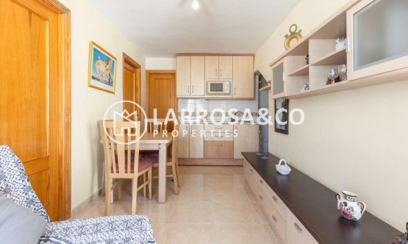 Resale - Bungalow - Torrevieja - Doña ines