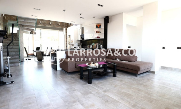 Resale - Detached House/Villa - Torrevieja - Los Angeles