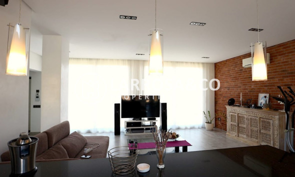 Resale - Detached House/Villa - Torrevieja - Los Angeles