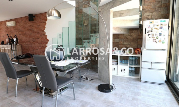 Resale - Detached House/Villa - Torrevieja - Los Angeles