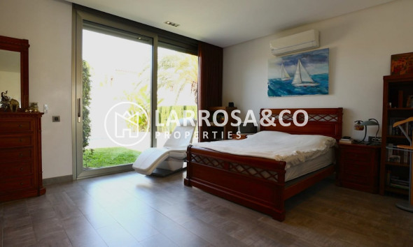 Resale - Detached House/Villa - Torrevieja - Los Angeles