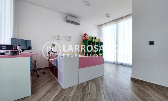 Resale - Detached House/Villa - Torrevieja - Los Angeles