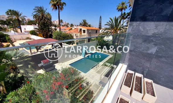 Resale - Detached House/Villa - Torrevieja - Los Angeles