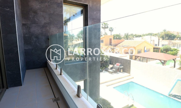 Resale - Detached House/Villa - Torrevieja - Los Angeles