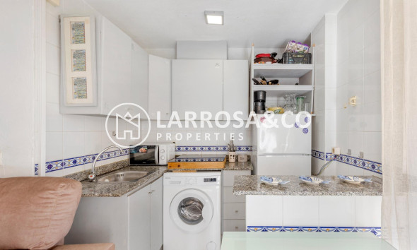 Resale - Ground floor apartment - Torrevieja - Torreblanca