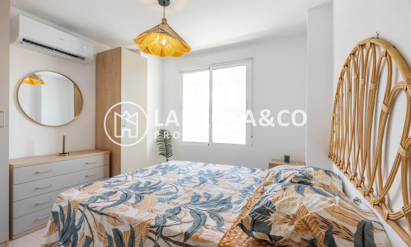 A Vendre - Apartment - Torrevieja - Playa de los Naufragos