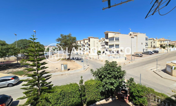 Resale - Apartment - Orihuela costa - La Florida