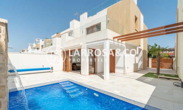 Resale - Detached House/Villa - Pilar de la Horadada - La Torre de la Horadada