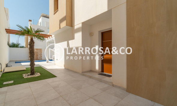 Resale - Detached House/Villa - Pilar de la Horadada - La Torre de la Horadada