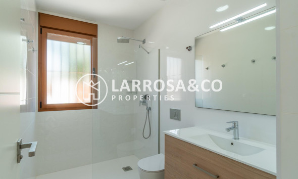 Resale - Detached House/Villa - Pilar de la Horadada - La Torre de la Horadada