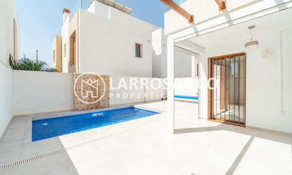 Resale - Detached House/Villa - Pilar de la Horadada - La Torre de la Horadada