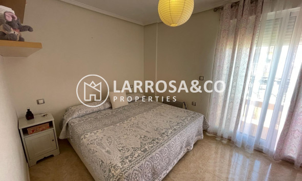 Resale - Semi-detached house - Torrevieja - Sector 25