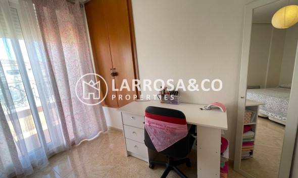 Resale - Semi-detached house - Torrevieja - Sector 25