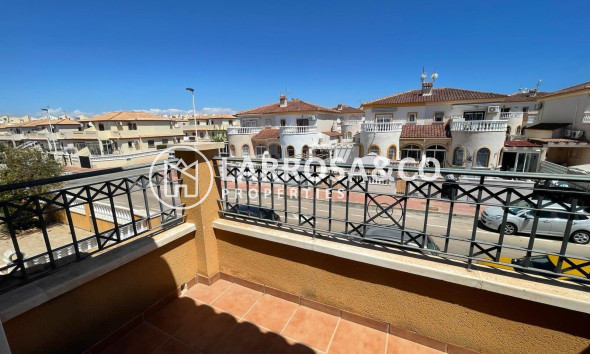 Resale - Semi-detached house - Torrevieja - Sector 25