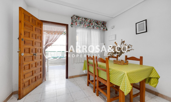 Herverkoop - Apartment - Torrevieja - Estacion de autobuses