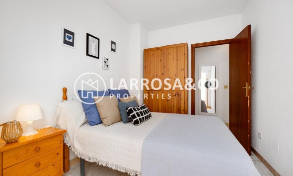 Herverkoop - Apartment - Torrevieja - Estacion de autobuses