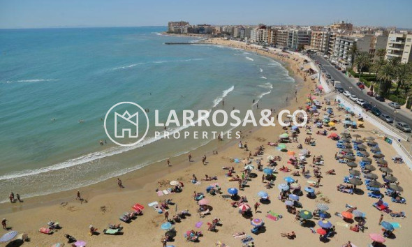 Resale - Apartment - Torrevieja - Playa del cura