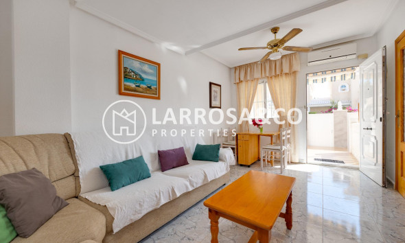 Herverkoop - Semi-detached house - Torrevieja - Aguas nuevas 2