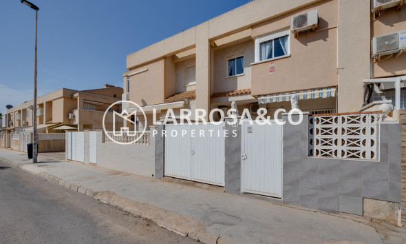 Resale - Semi-detached house - Torrevieja - Aguas nuevas 2