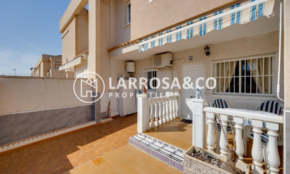 Herverkoop - Semi-detached house - Torrevieja - Aguas nuevas 2