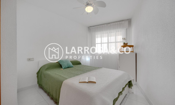 Reventa - Apartamento - Torrevieja - Playa Los Locos