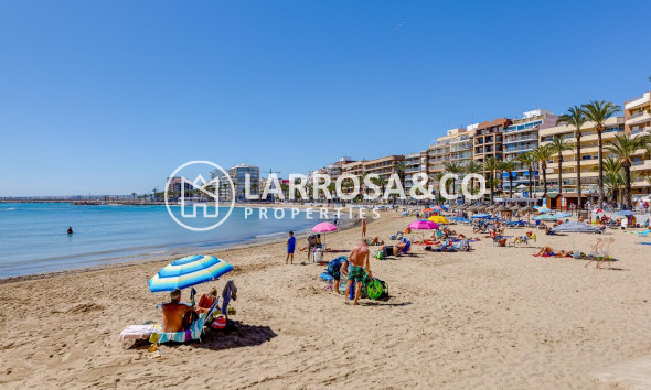 Resale - Apartment - Torrevieja - Playa del cura