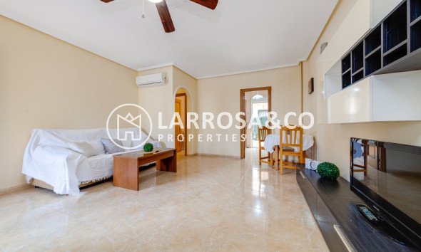 Resale - Detached House/Villa - Torrevieja - Aguas Nuevas