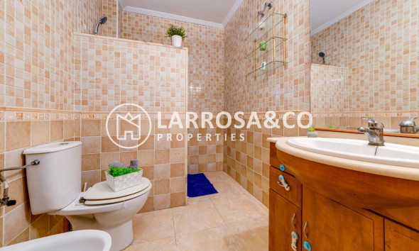 Resale - Detached House/Villa - Torrevieja - Aguas Nuevas