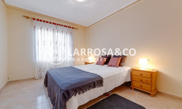 Resale - Detached House/Villa - Torrevieja - Aguas Nuevas