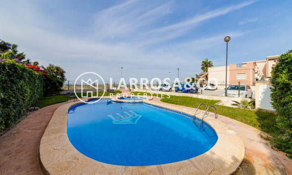 Resale - Detached House/Villa - Torrevieja - Aguas Nuevas