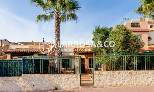 Resale - Detached House/Villa - Torrevieja - Aguas Nuevas