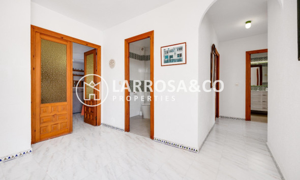 Resale - Apartment - Torrevieja - La Mata