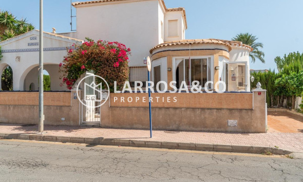 Herverkoop - Villa - Orihuela costa - La Florida