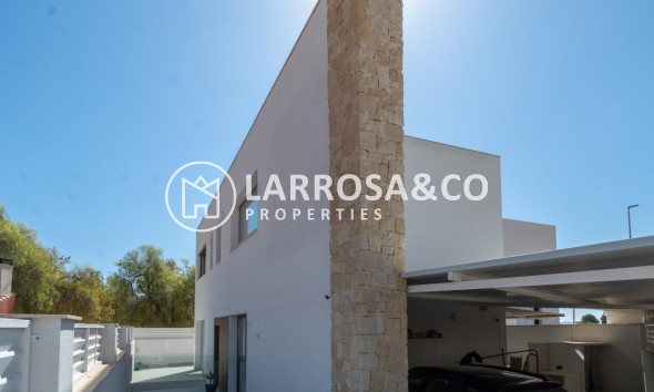 Resale - Detached House/Villa - Callosa de Segura - JUNTO CAMPO DE FUTBOL