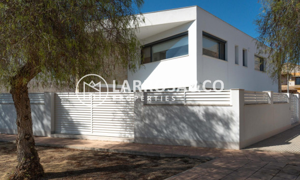 Resale - Detached House/Villa - Callosa de Segura - JUNTO CAMPO DE FUTBOL