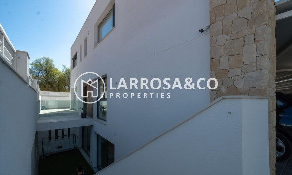 Resale - Detached House/Villa - Callosa de Segura - JUNTO CAMPO DE FUTBOL