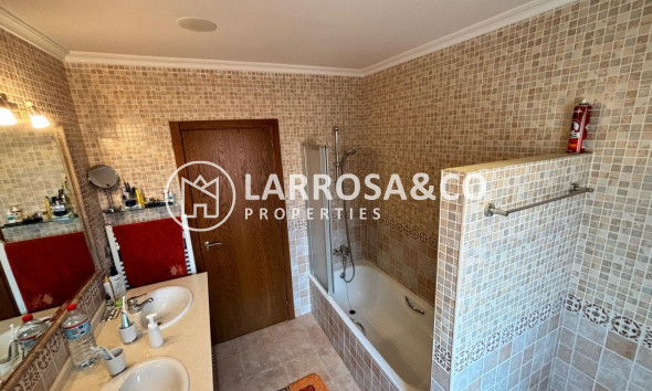 Resale - Detached House/Villa - Torrevieja Centro - Torrevieja