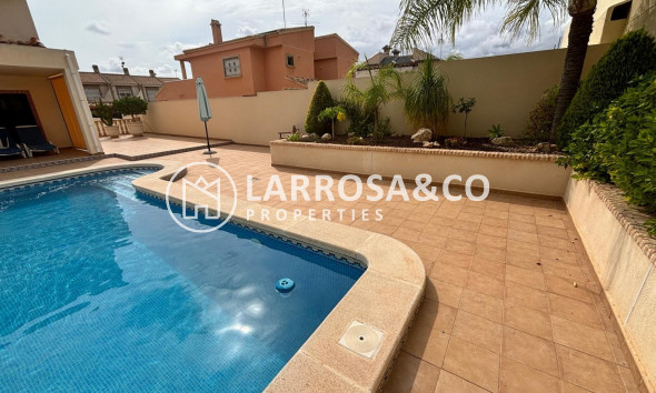 Resale - Detached House/Villa - Torrevieja Centro - Torrevieja